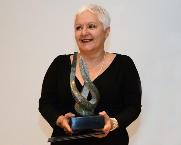 En 2017 la UCR reconoció la trayectoria académica de la Dra. Patricia Fumero, nombrándola Investigadora del Año.
